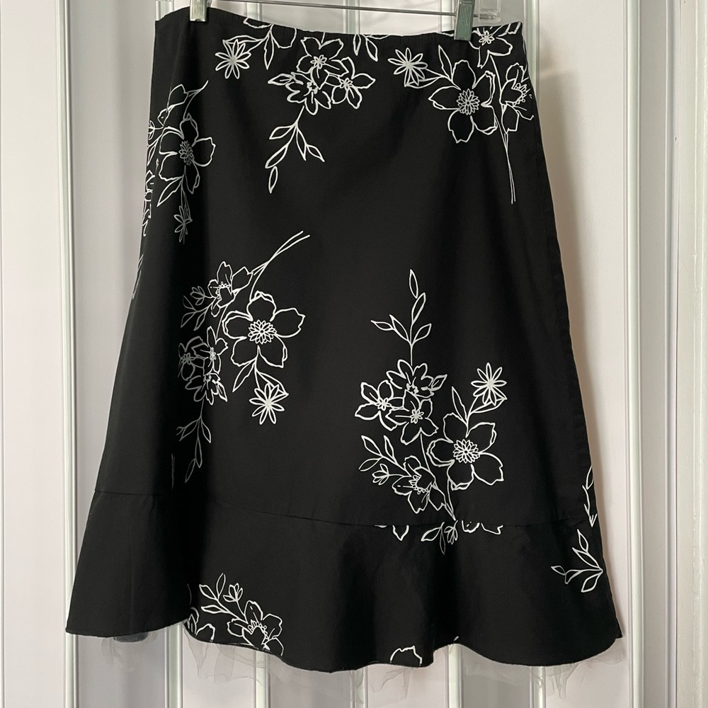 Floral A-line Skirt w/Attached Crinoline